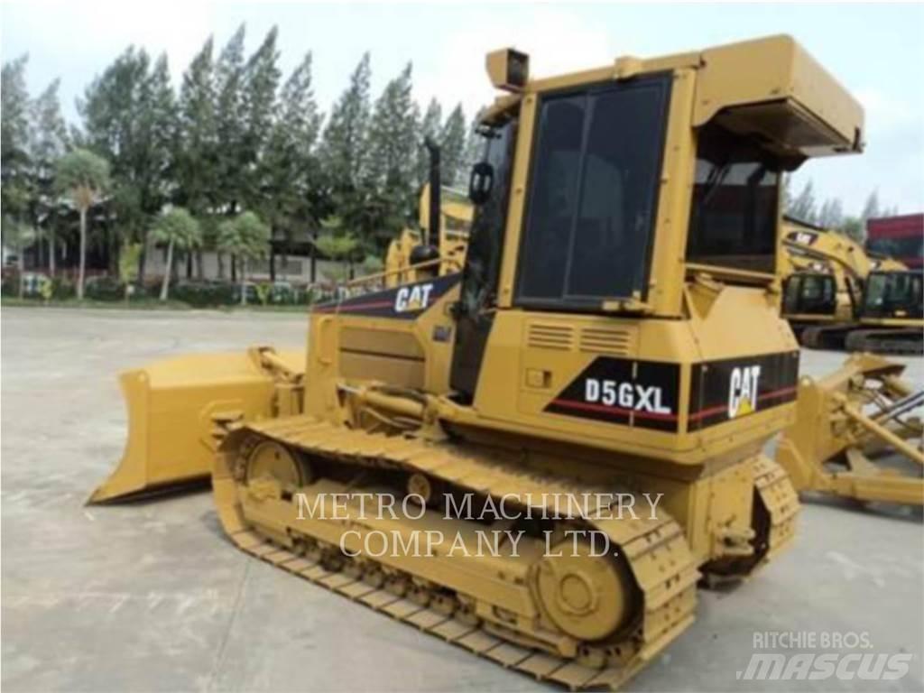 CAT D5GXL Buldožerji goseničarji