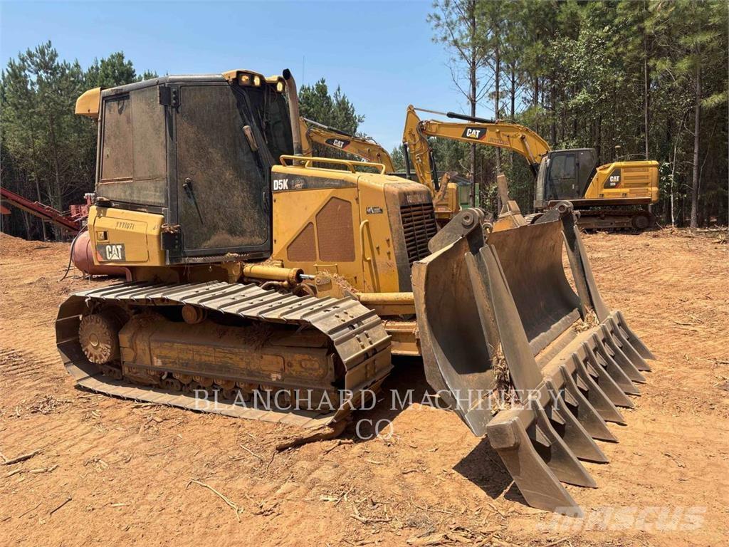 CAT D5K LGP Buldožerji goseničarji