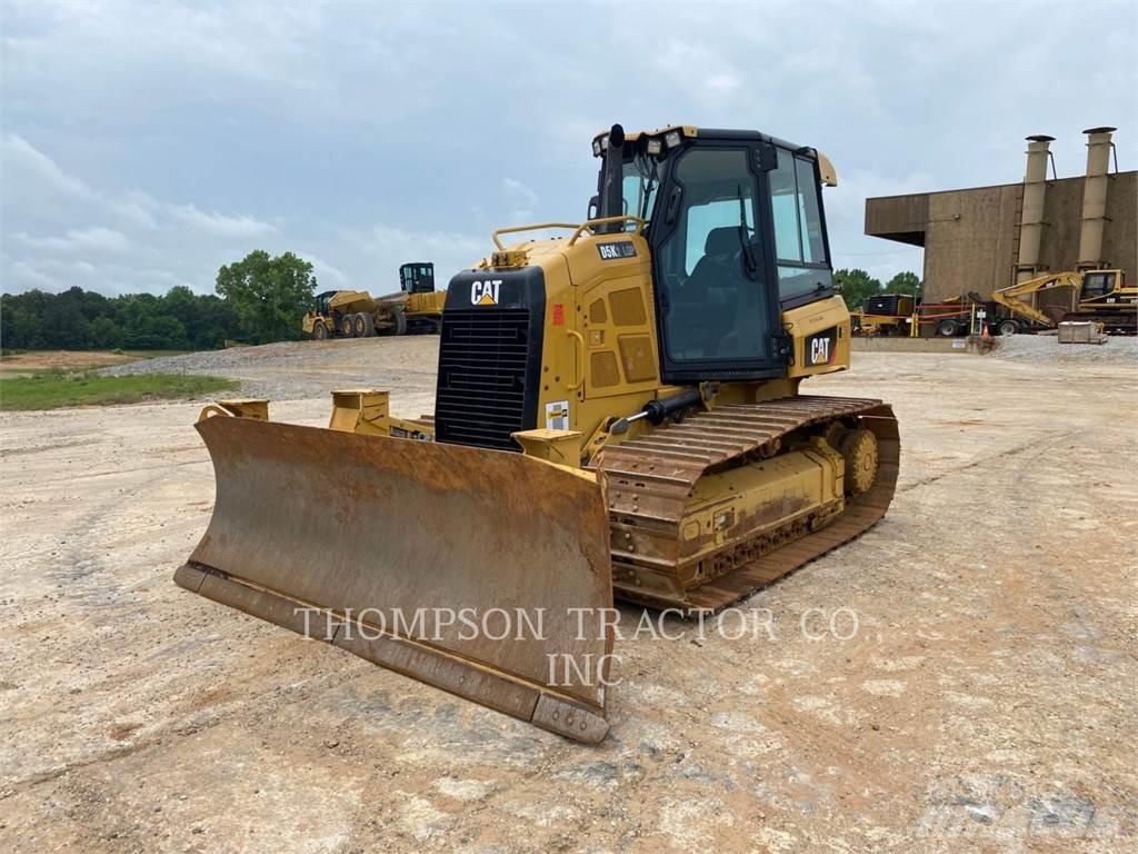 CAT D5K2 Buldožerji goseničarji