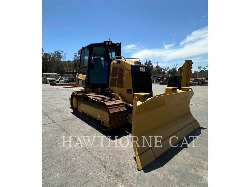 CAT D5K2 Buldožerji goseničarji