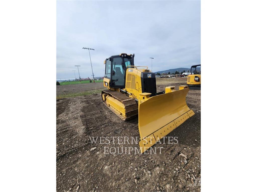 CAT D5K2 Buldožerji goseničarji