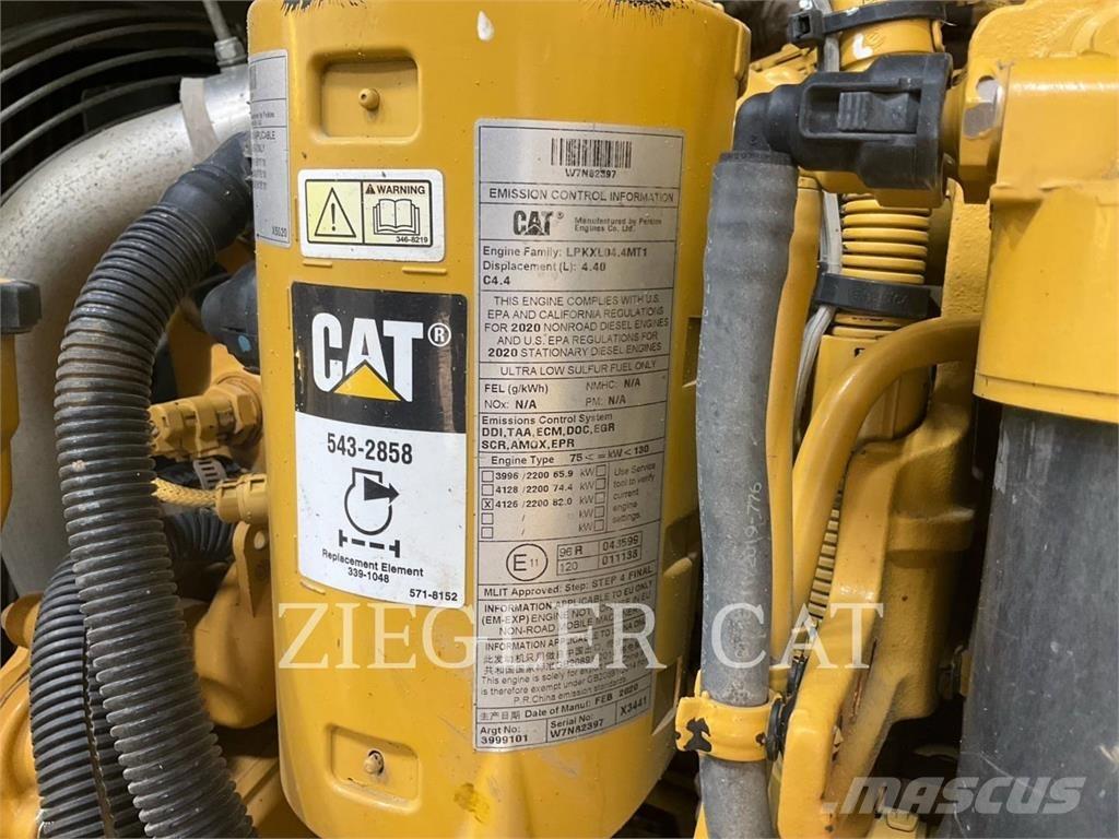 CAT D5K2 Buldožerji goseničarji