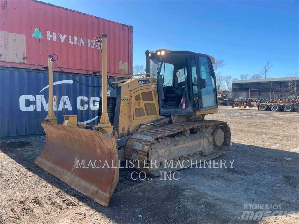 CAT D5K2LGP Buldožerji goseničarji