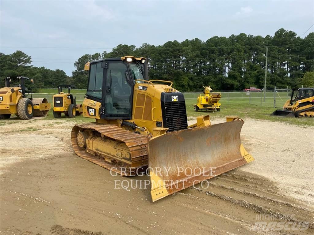 CAT D5K2LGP Buldožerji goseničarji