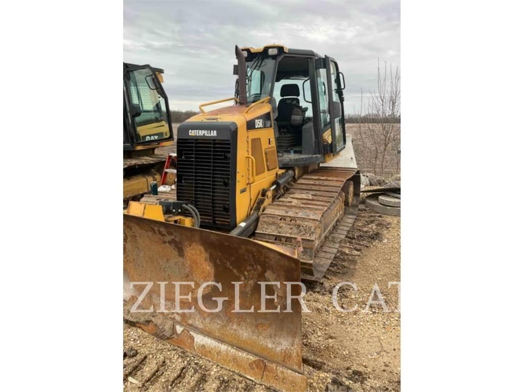 CAT D5K2LGP Buldožerji goseničarji