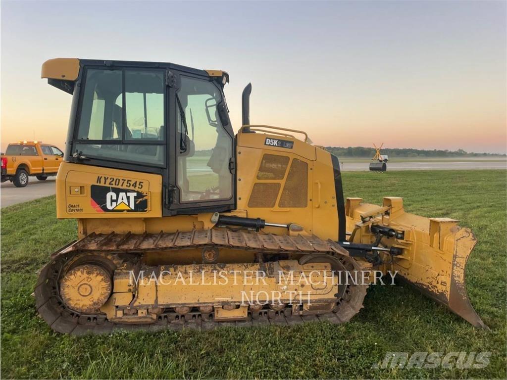CAT D5K2LGP Buldožerji goseničarji
