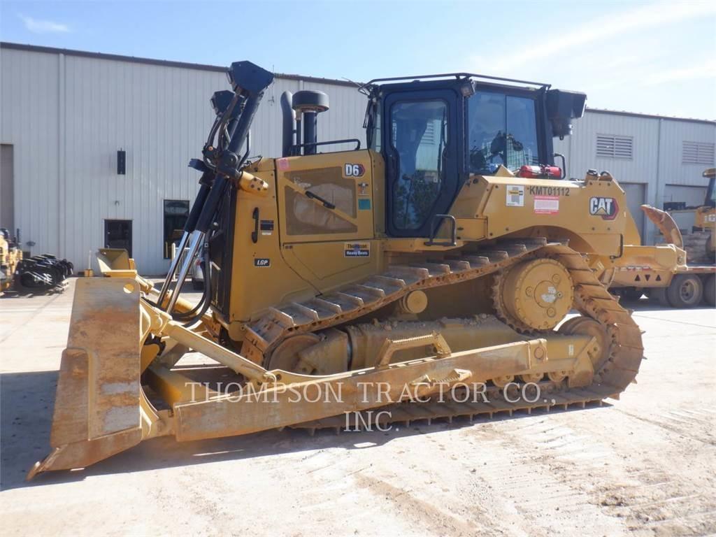 CAT D6 Buldožerji goseničarji