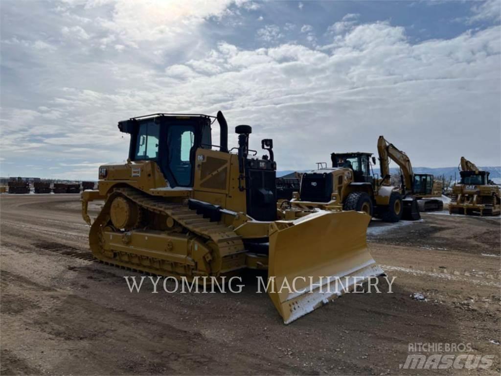 CAT D6 Buldožerji goseničarji