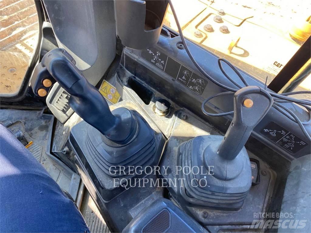 CAT D6-20 Buldožerji goseničarji
