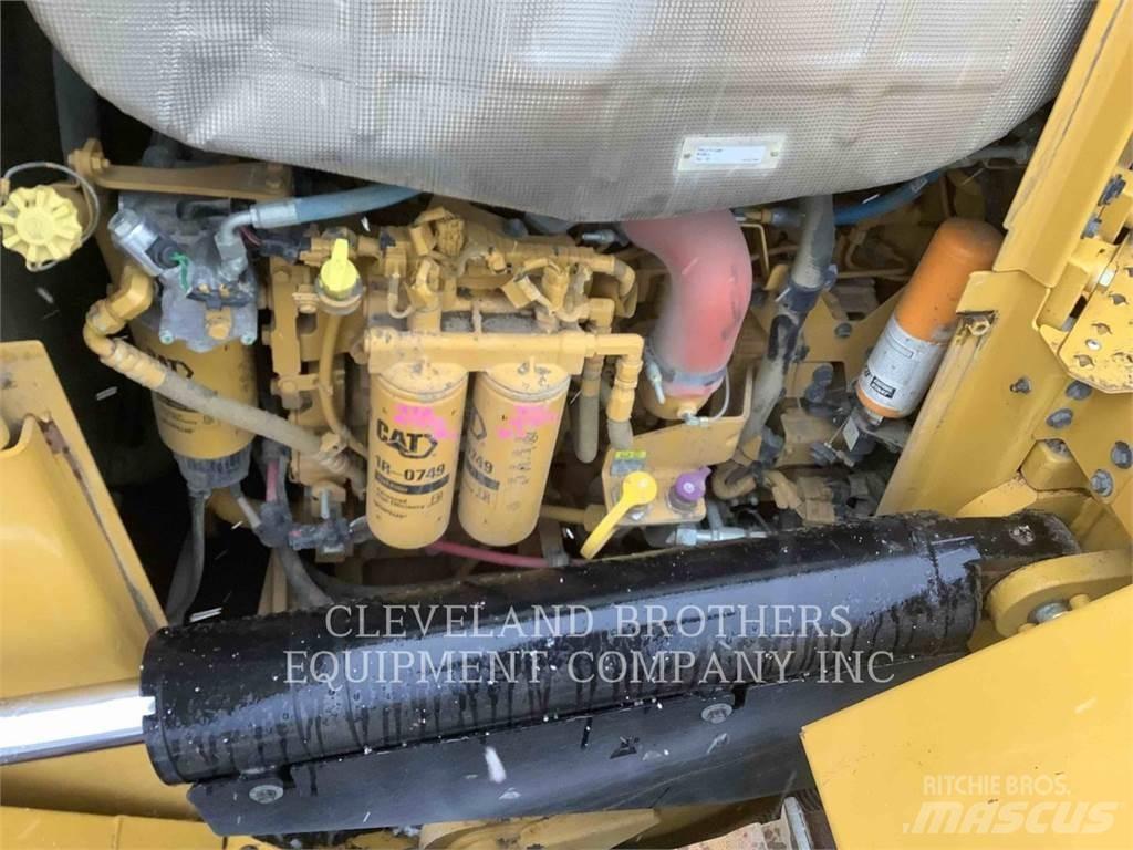 CAT D6 LGP Buldožerji goseničarji