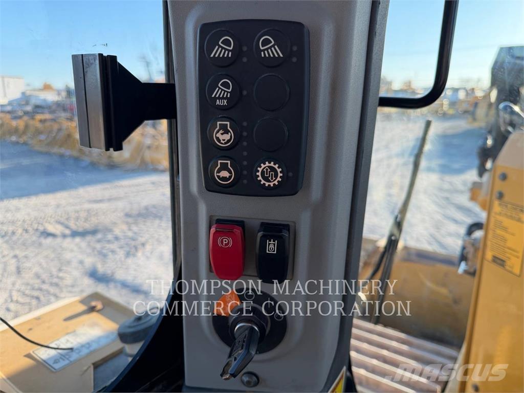 CAT D6 LGP Buldožerji goseničarji