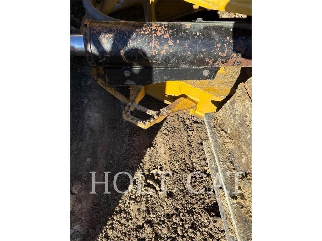 CAT D6 LGPVP Buldožerji goseničarji