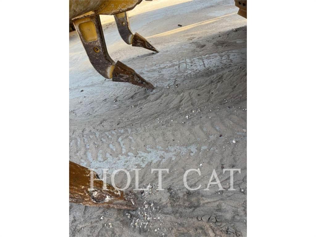 CAT D6 XE Buldožerji goseničarji