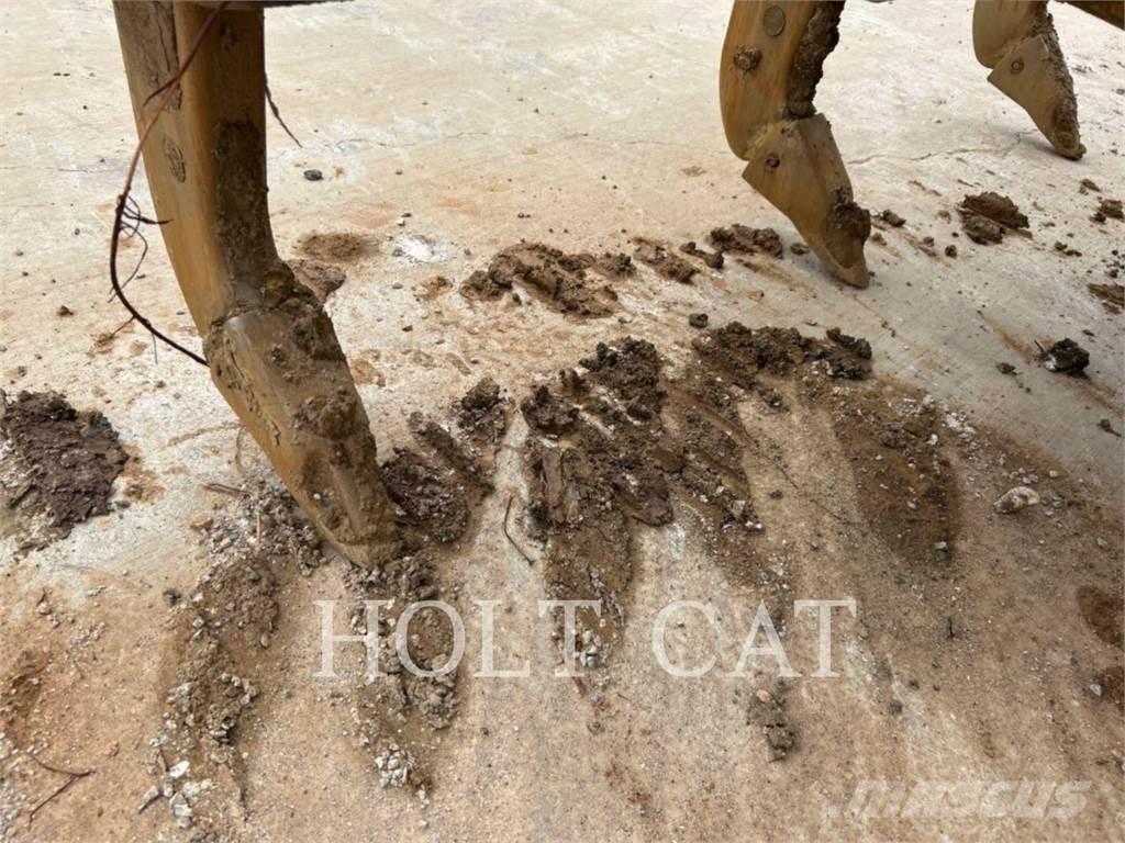 CAT D6 XE Kolesni nakladalci