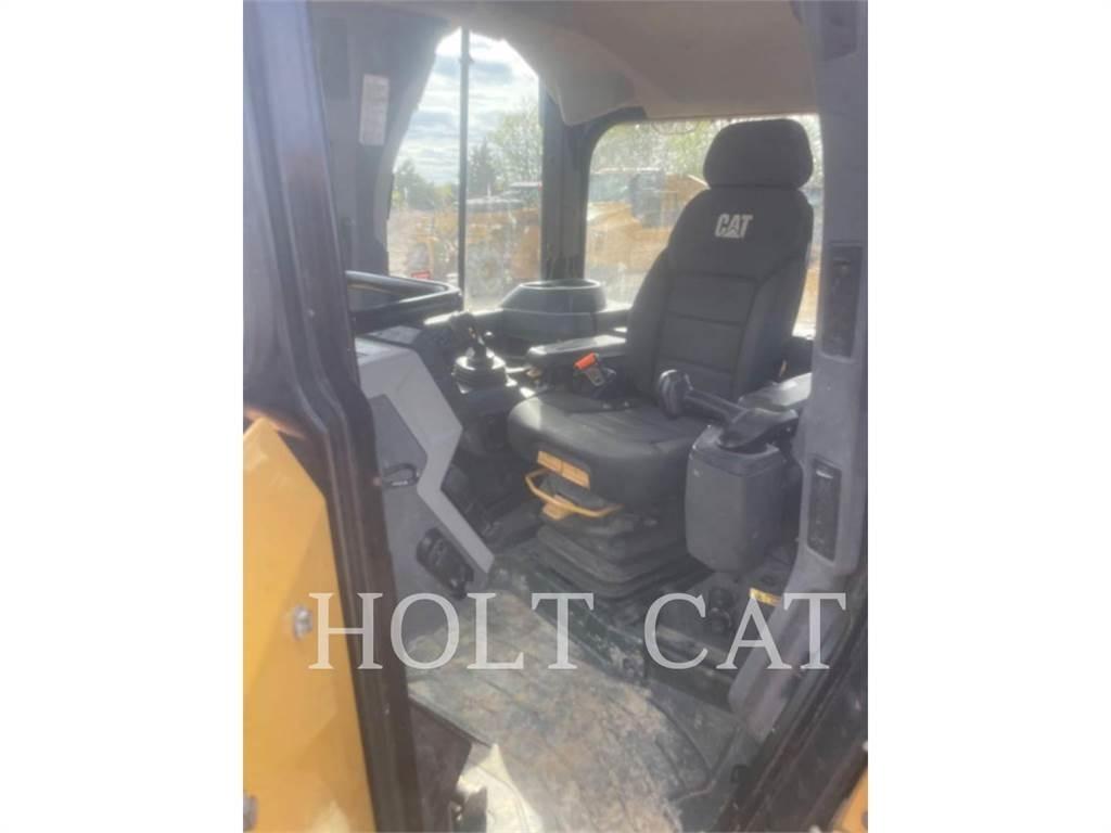 CAT D6 XELGP Buldožerji goseničarji