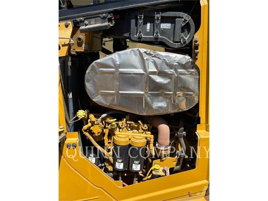 CAT D620 Buldožerji goseničarji