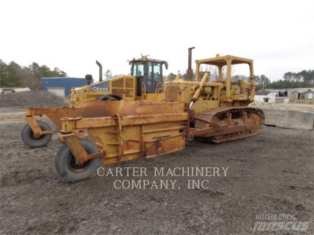 CAT D6C Buldožerji goseničarji