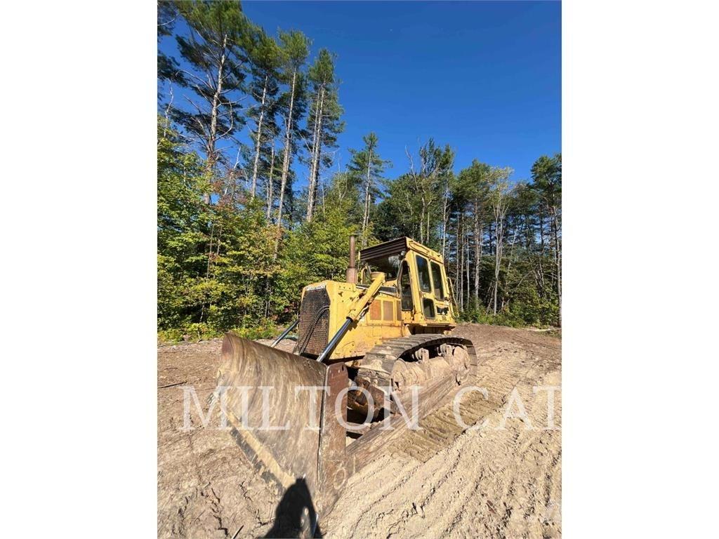 CAT D6D Buldožerji goseničarji