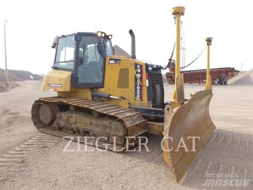 CAT D6K2 Buldožerji goseničarji