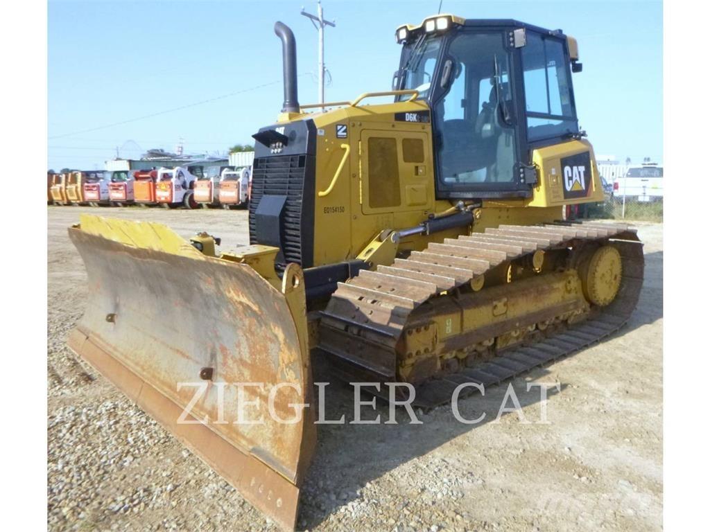 CAT D6K2 Buldožerji goseničarji
