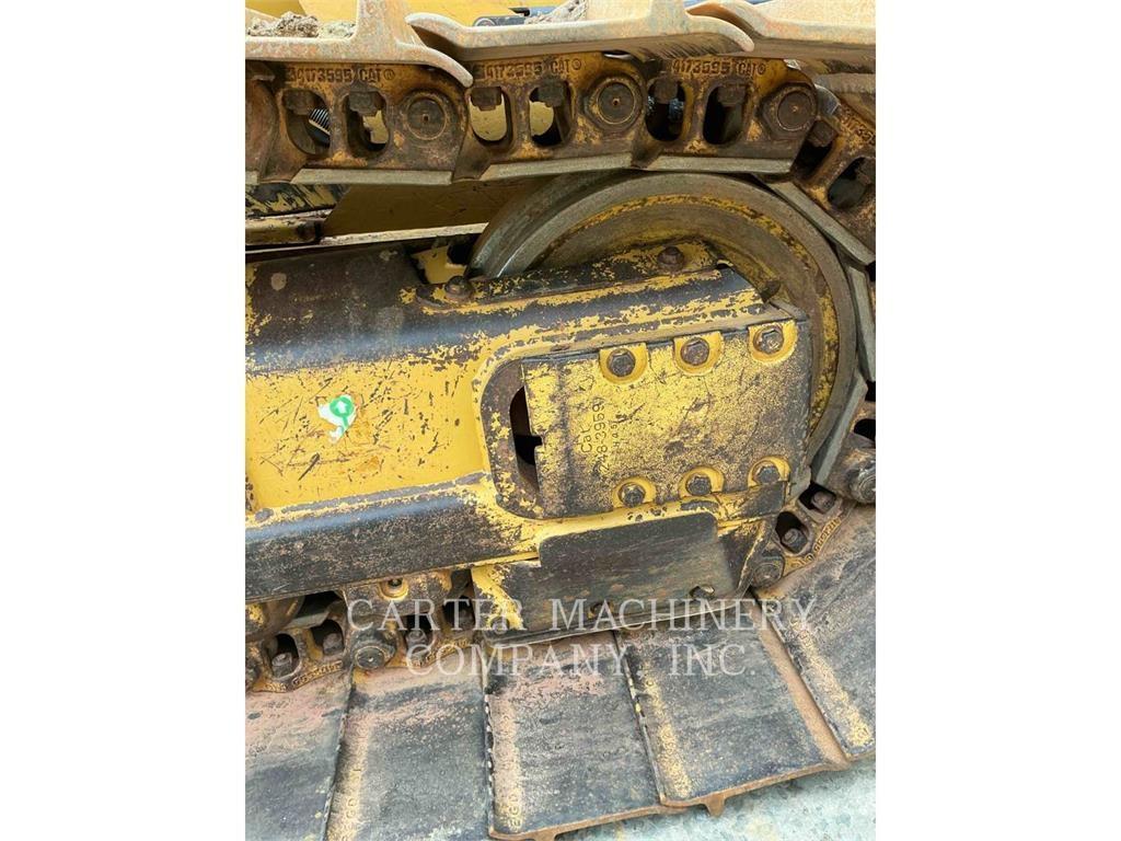 CAT D6K2 LGP Buldožerji goseničarji