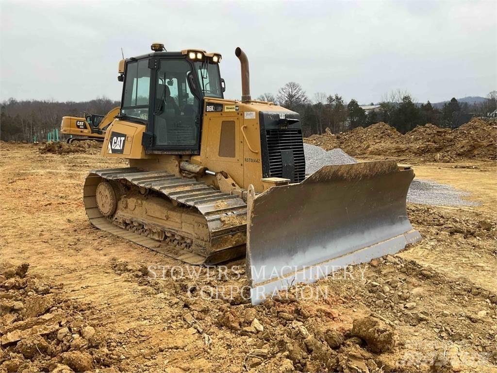 CAT D6K2LGP Nakladalci goseničarji