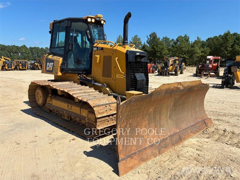 CAT D6K2LGP Buldožerji goseničarji