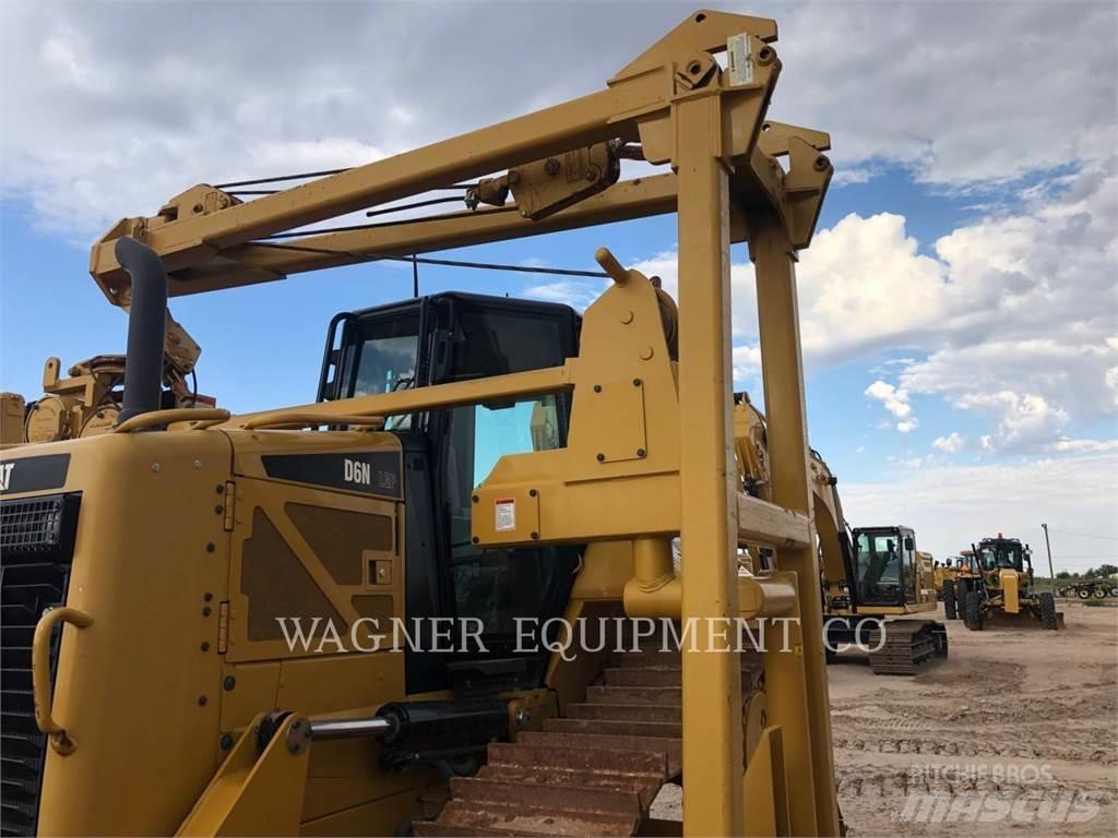 CAT D6N LGP PL Buldožerji goseničarji