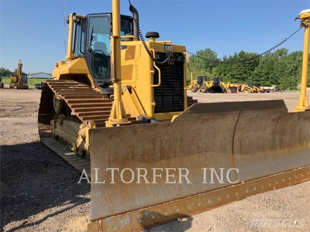 CAT D6N LGP R Buldožerji goseničarji
