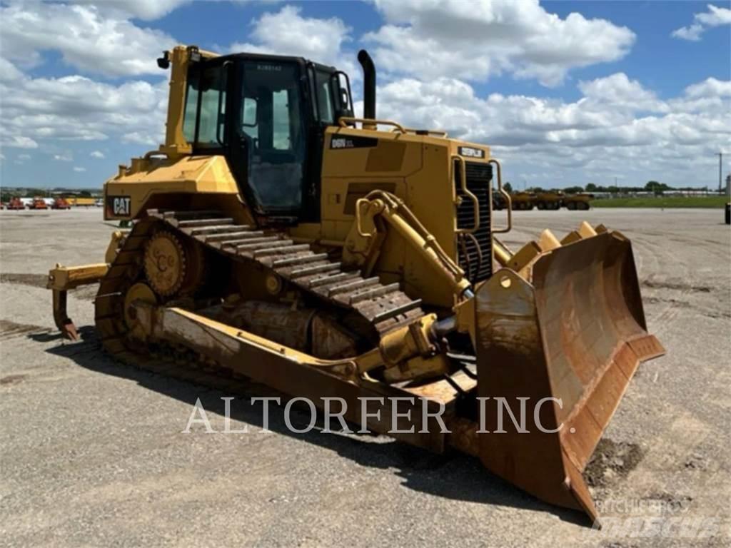 CAT D6N XL SU Buldožerji goseničarji
