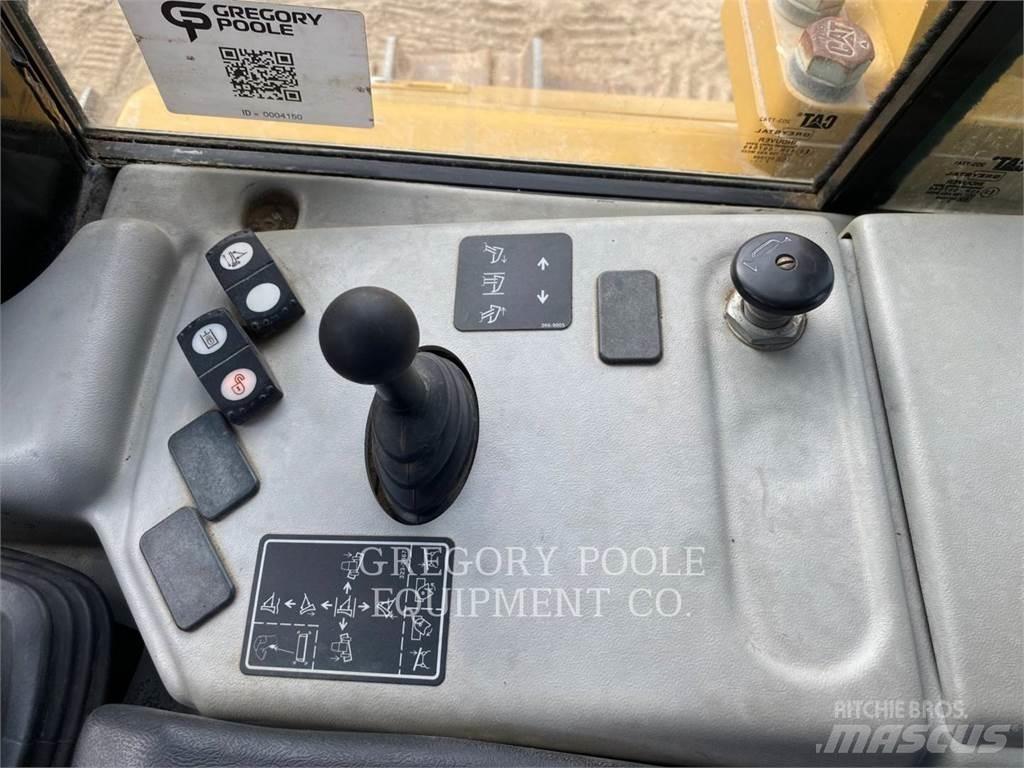 CAT D6NLGP Buldožerji goseničarji
