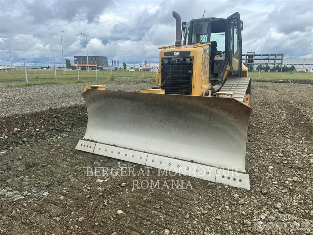 CAT D6NXL Buldožerji goseničarji