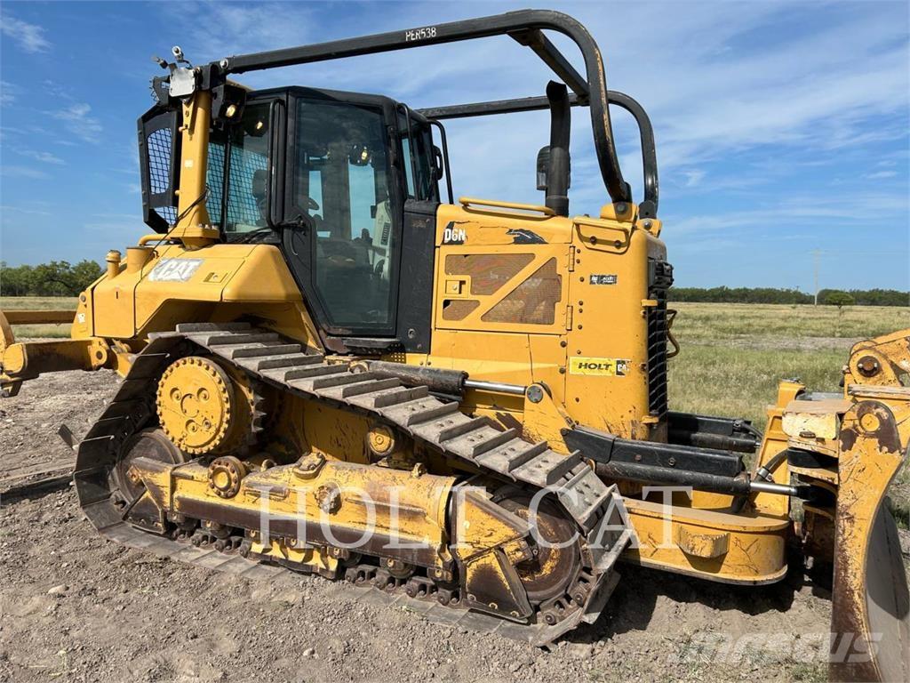 CAT D6NXL Buldožerji goseničarji