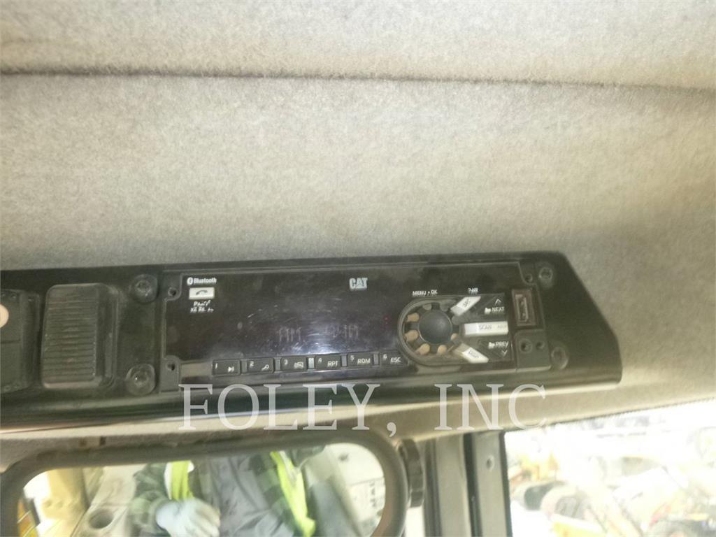 CAT D6NXL Buldožerji goseničarji