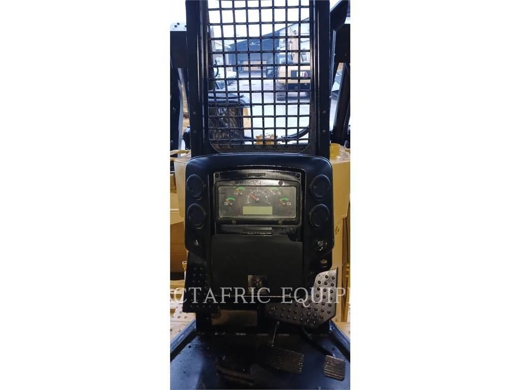 CAT D6R2 Buldožerji goseničarji