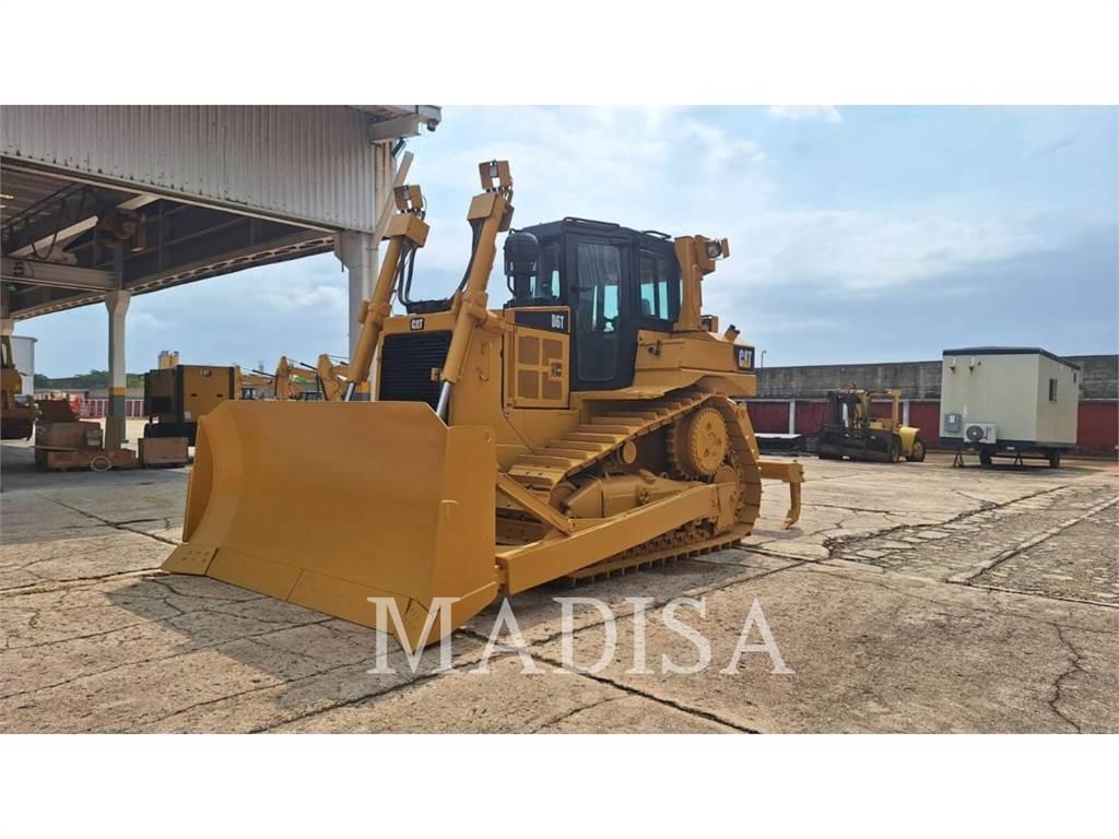 CAT D6T Buldožerji goseničarji