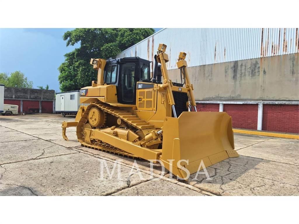 CAT D6T Buldožerji goseničarji
