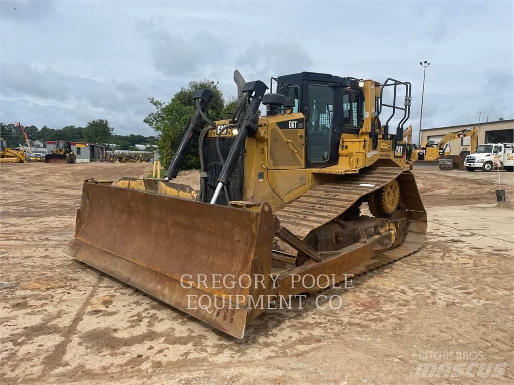 CAT D6T Buldožerji goseničarji