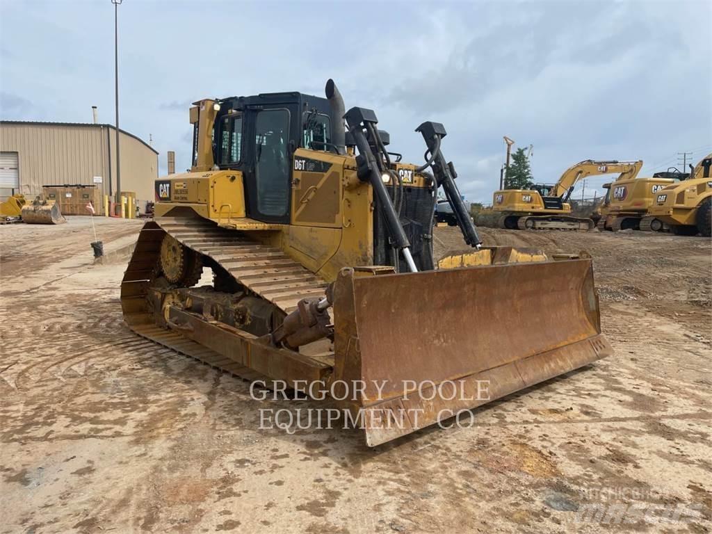 CAT D6T Buldožerji goseničarji