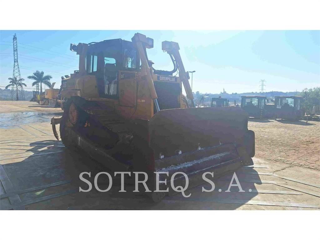 CAT D6T Buldožerji goseničarji