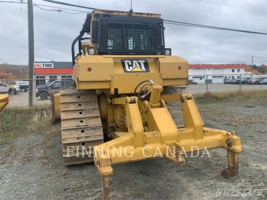CAT D6T Buldožerji goseničarji