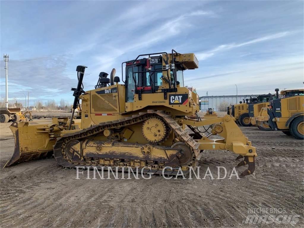 CAT D6T Buldožerji goseničarji