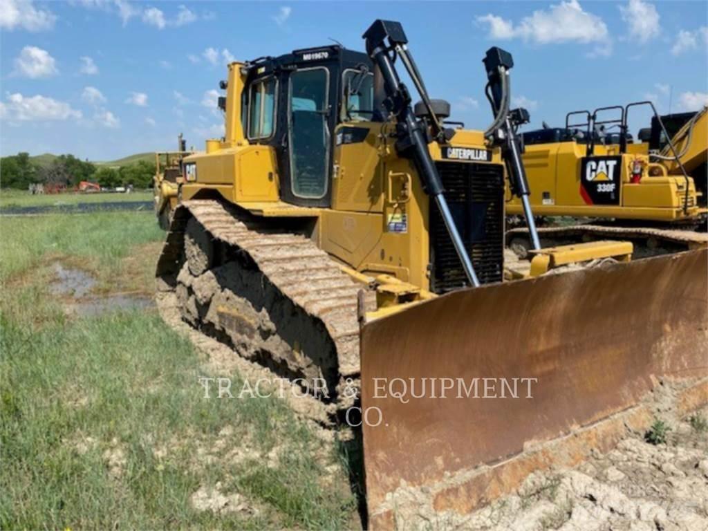 CAT D6T Buldožerji goseničarji