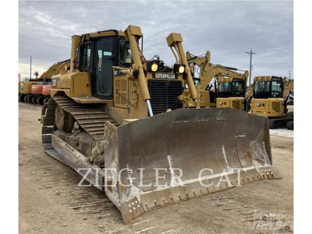 CAT D6T Buldožerji goseničarji