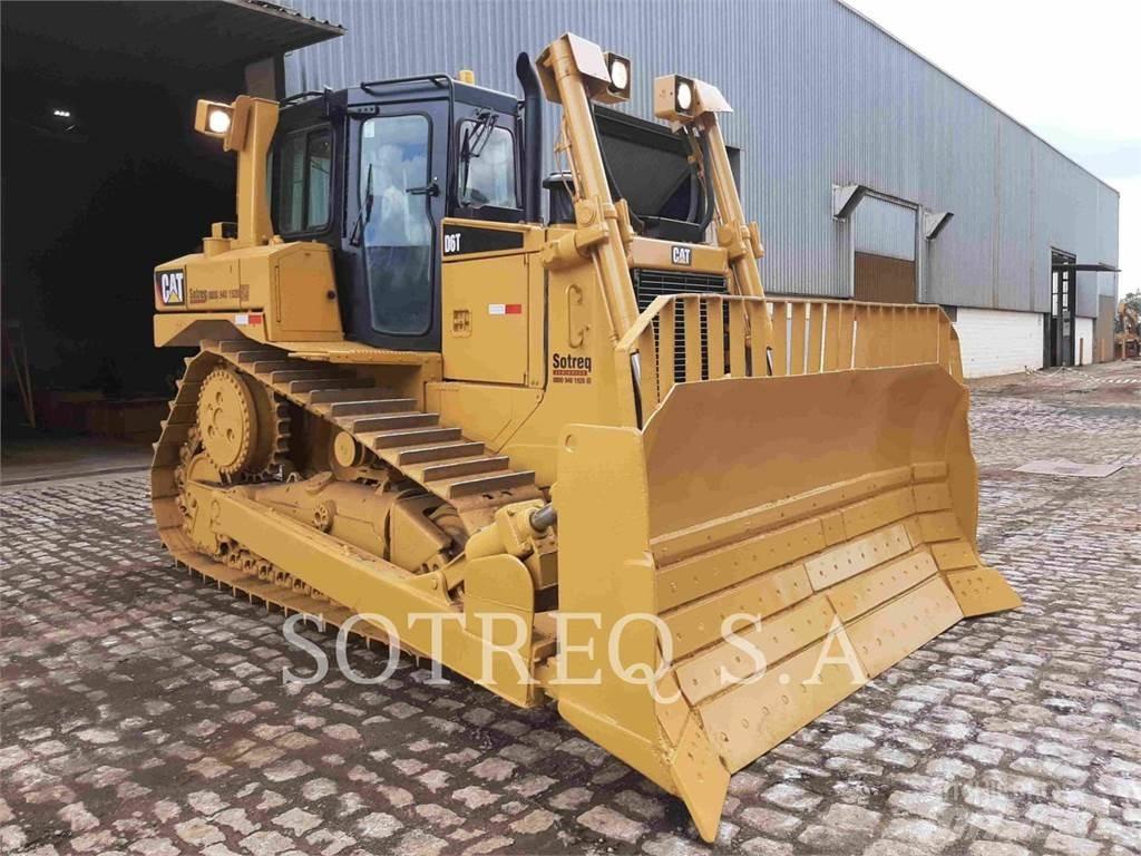 CAT D6T Buldožerji goseničarji