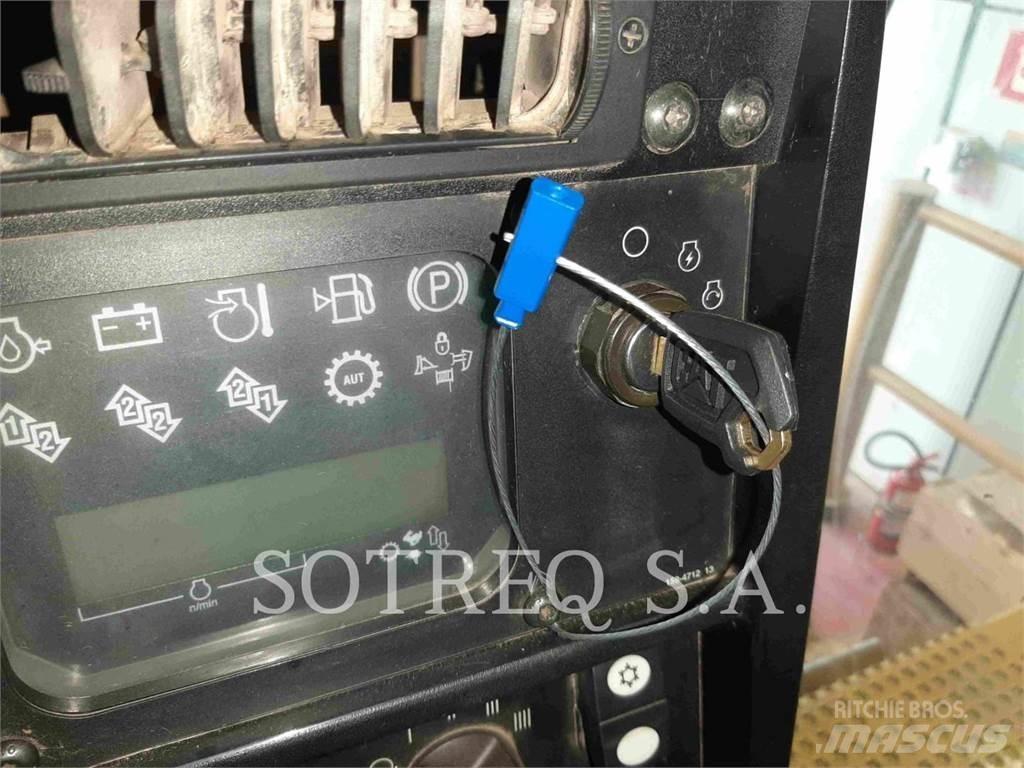 CAT D6T Buldožerji goseničarji