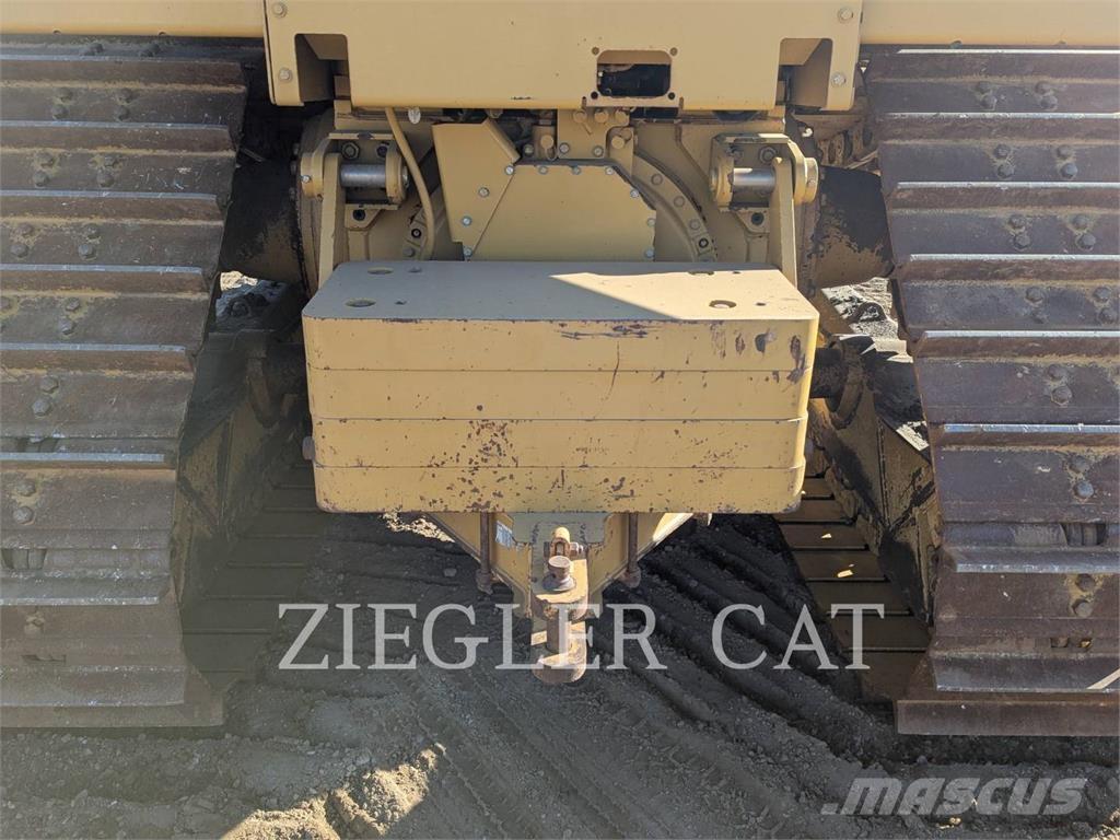 CAT D6T Buldožerji goseničarji