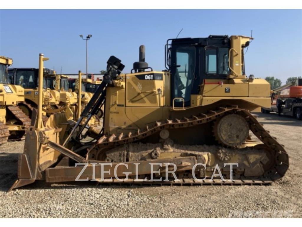 CAT D6T Buldožerji goseničarji