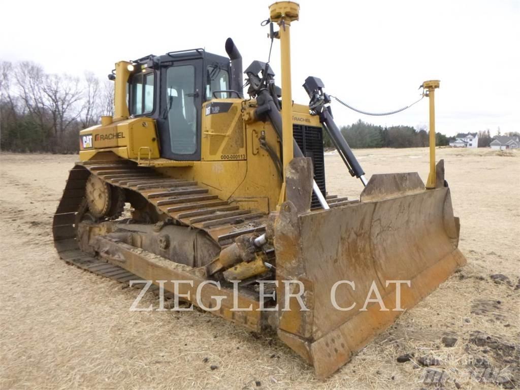 CAT D6T Buldožerji goseničarji