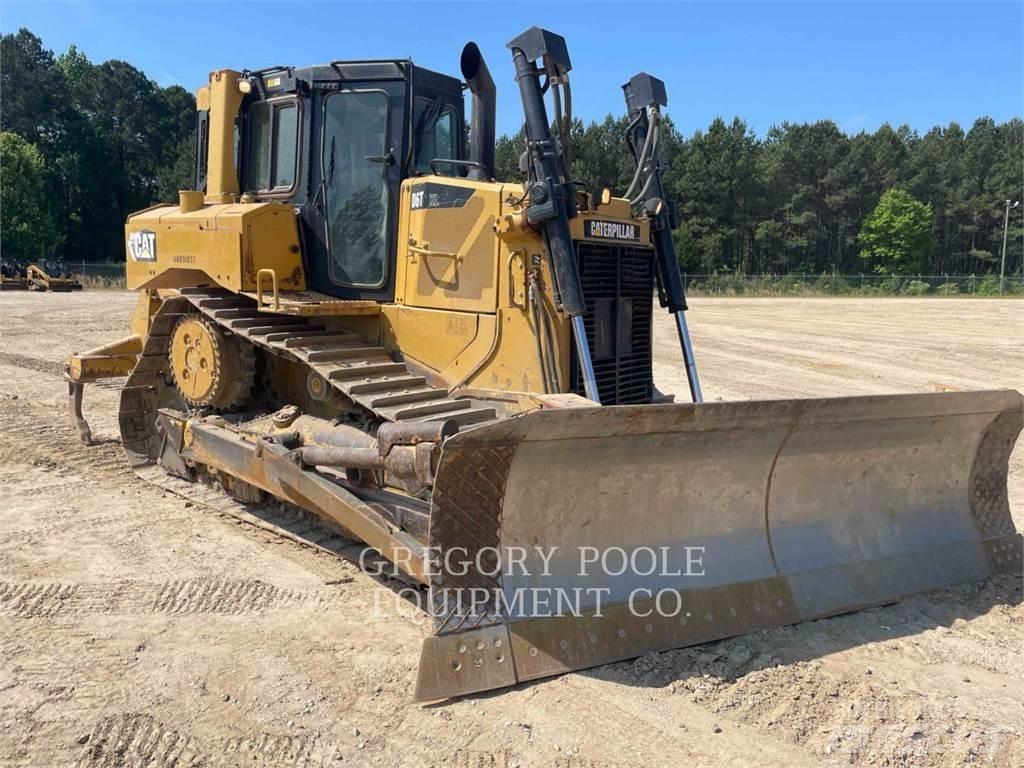 CAT D6T Buldožerji goseničarji